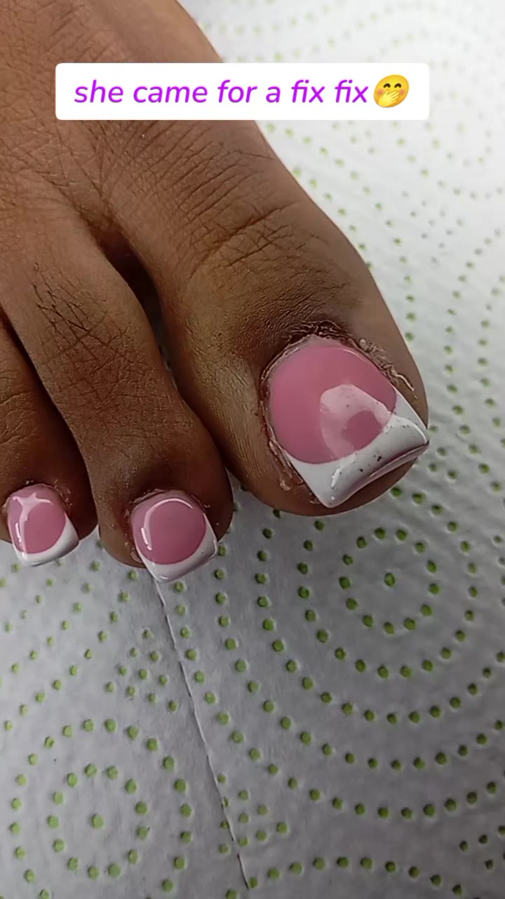 @Naf4nails