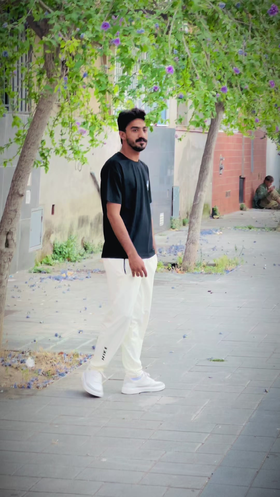 @WaLeEd KaShIf گوندل