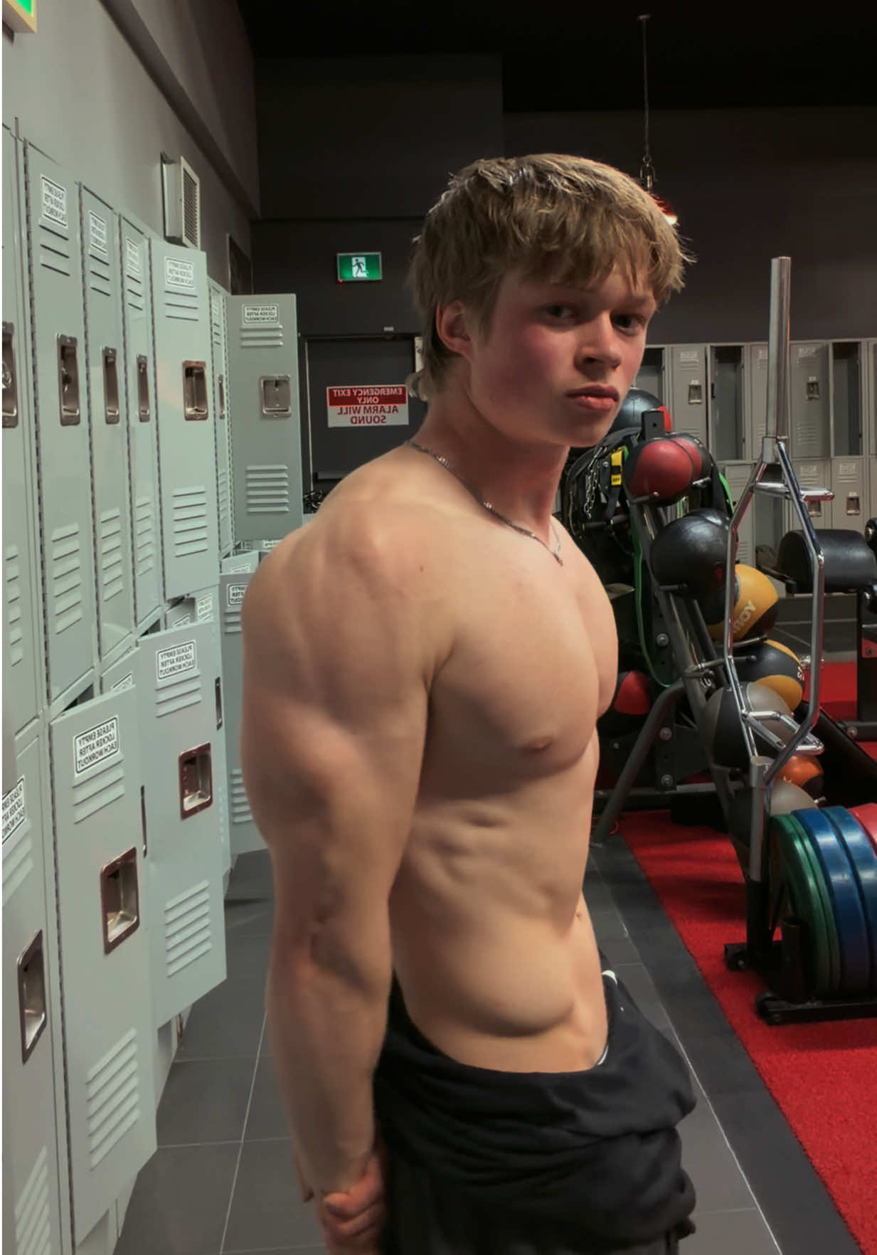 @Tommy_lifts10