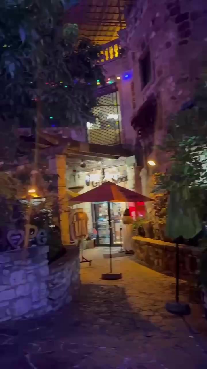 @ek ajanabi