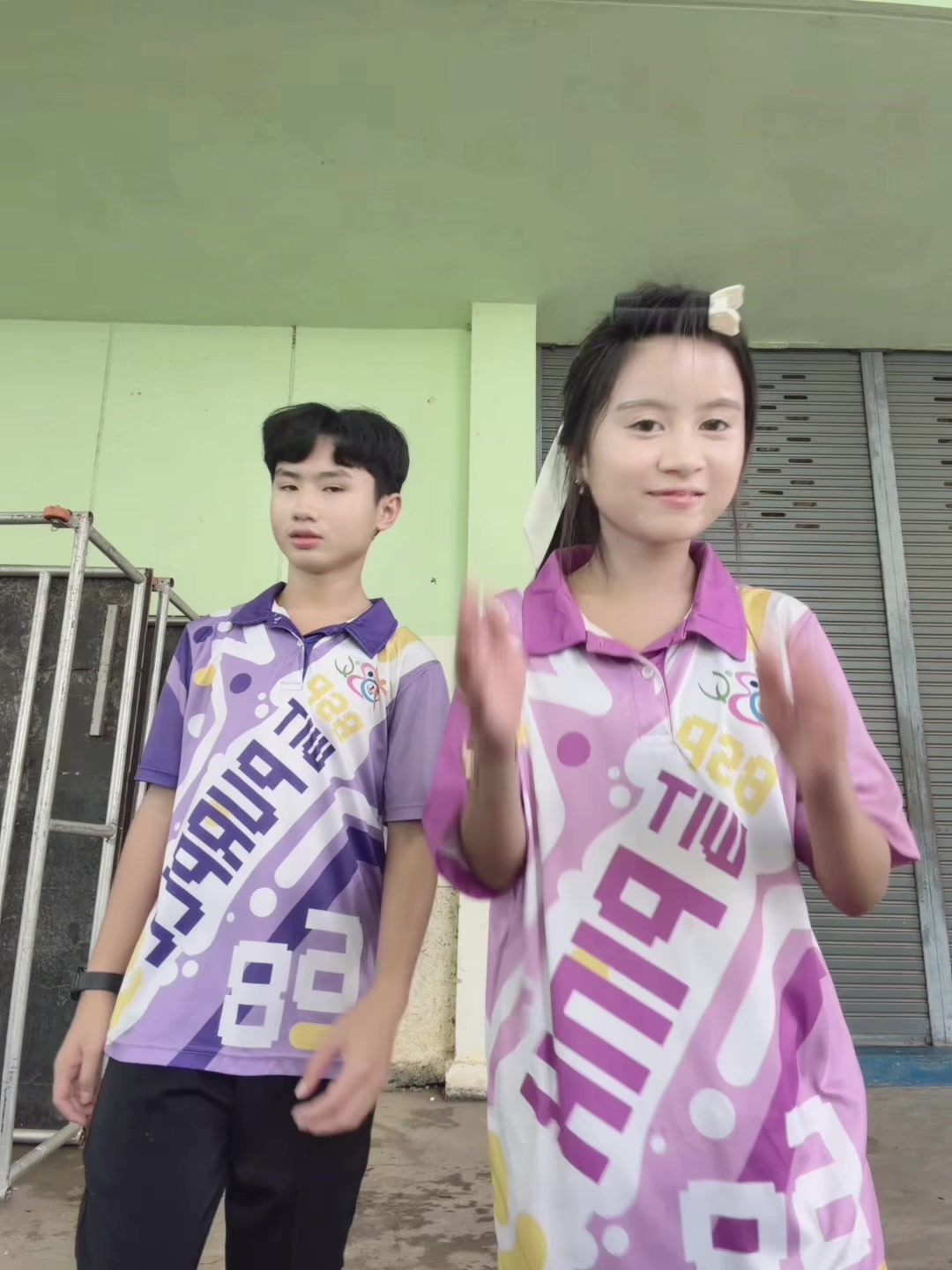 @อั้ม เอมมิกา(ช่องจริง 2.5 M)