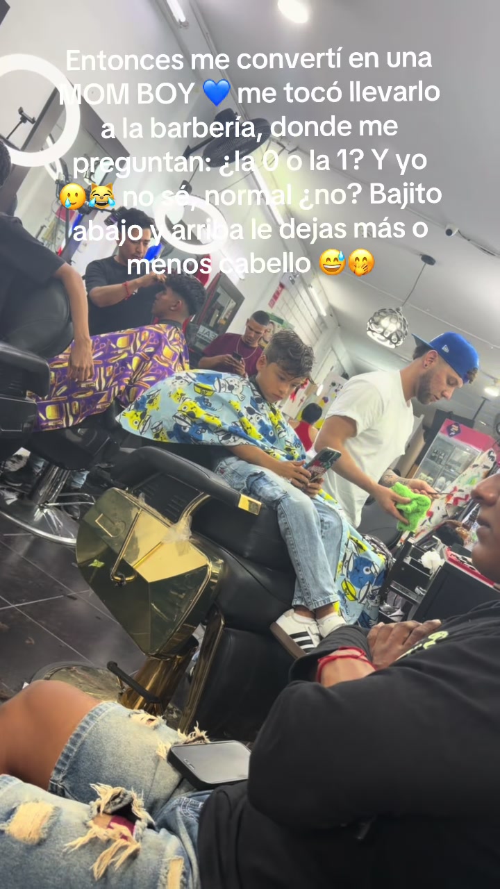 @PAULINA VICTORIA ✌️
