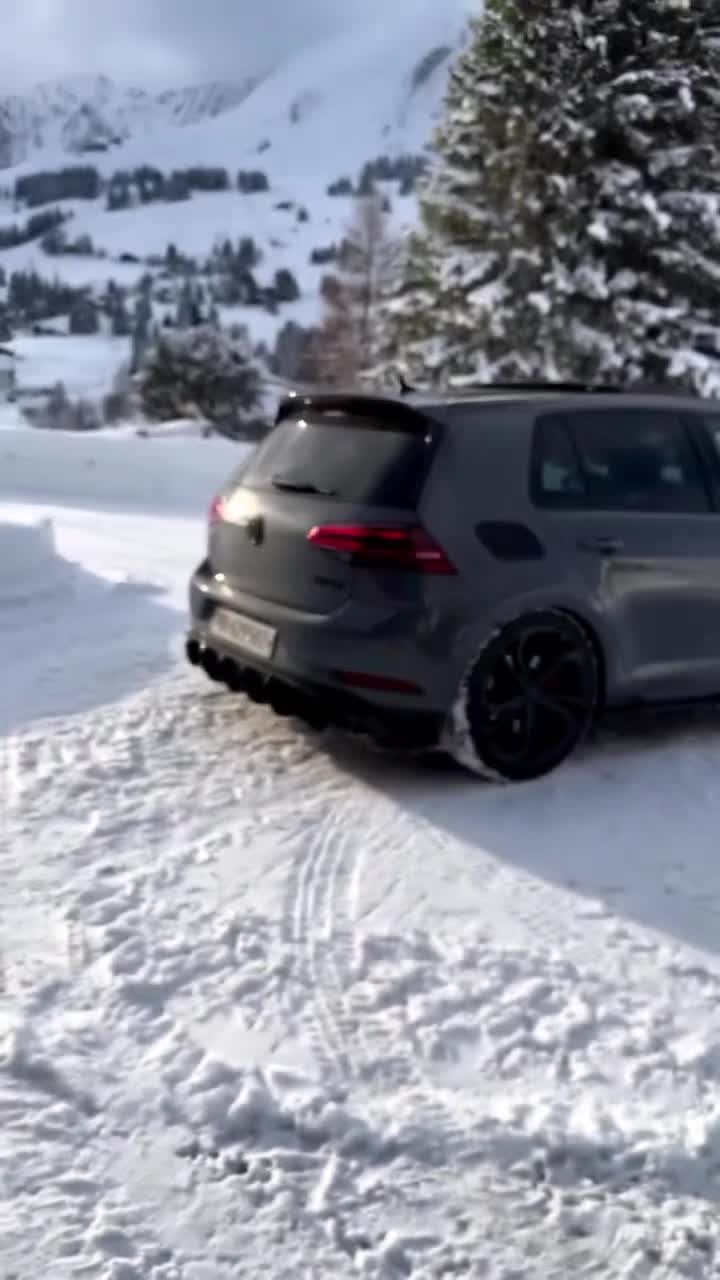 @revvedcars