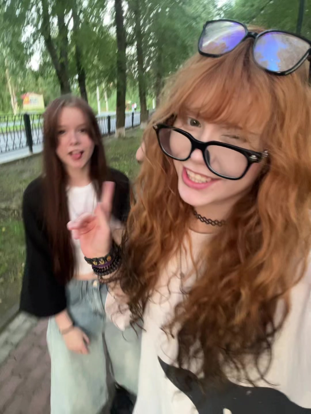 @глистик