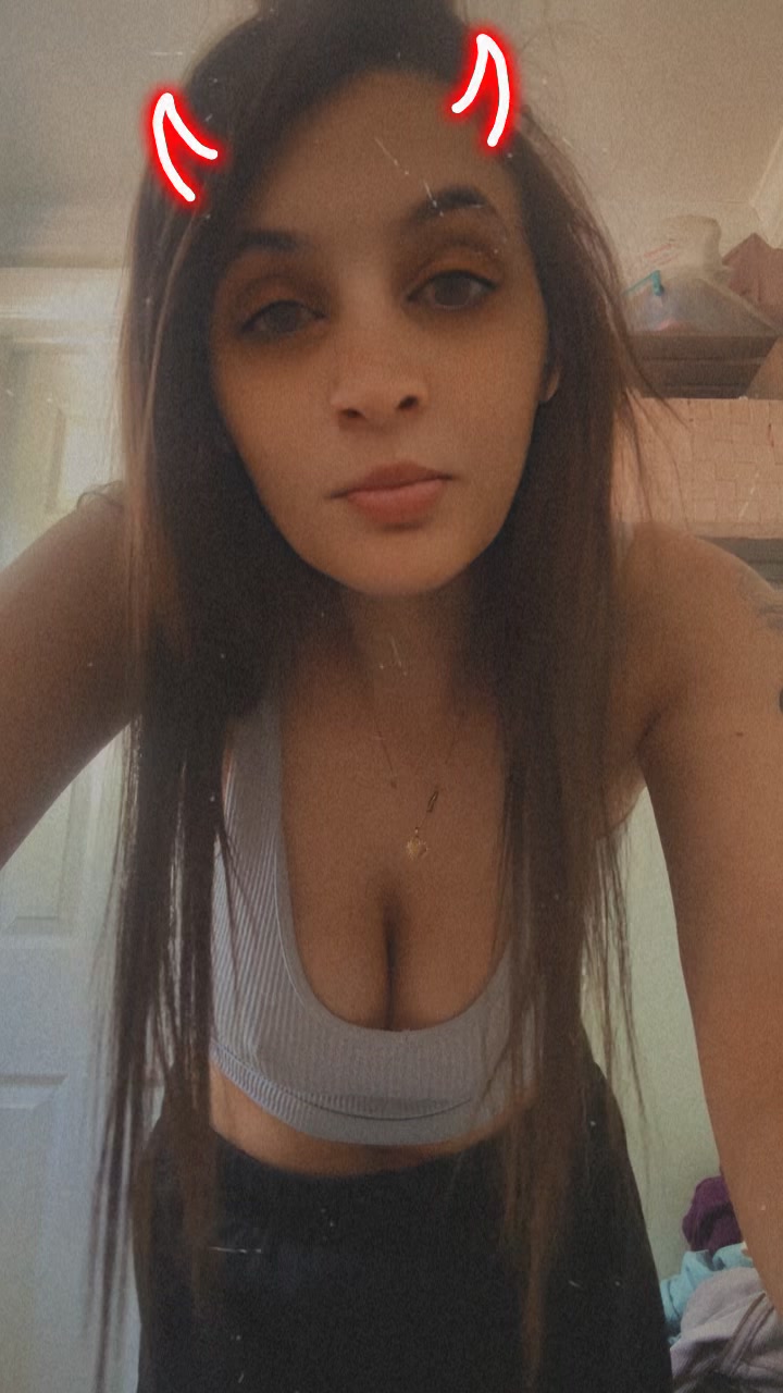 @Lil shadow 🥀🖤💋🖕🏻