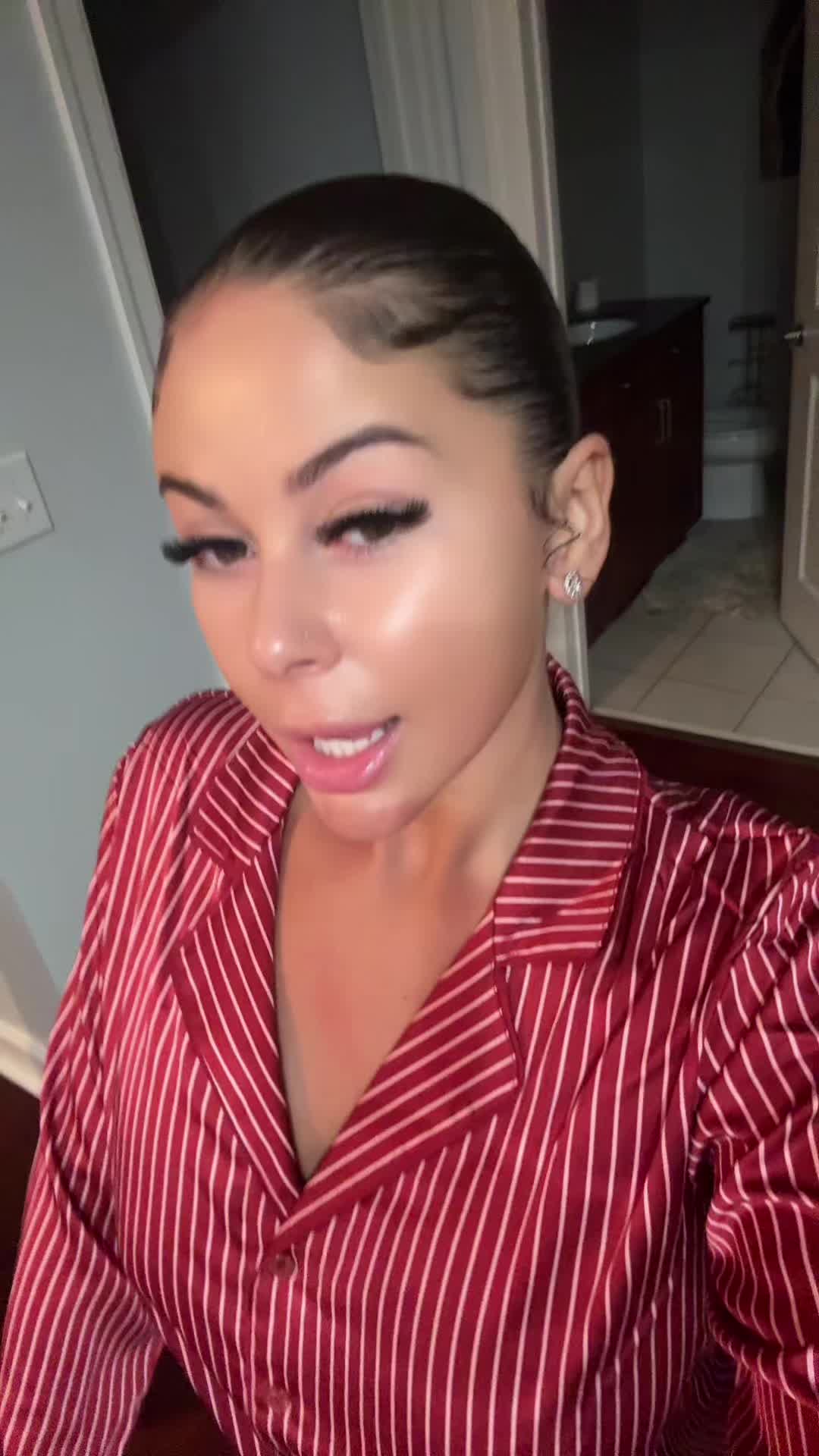 @rellasobella_
