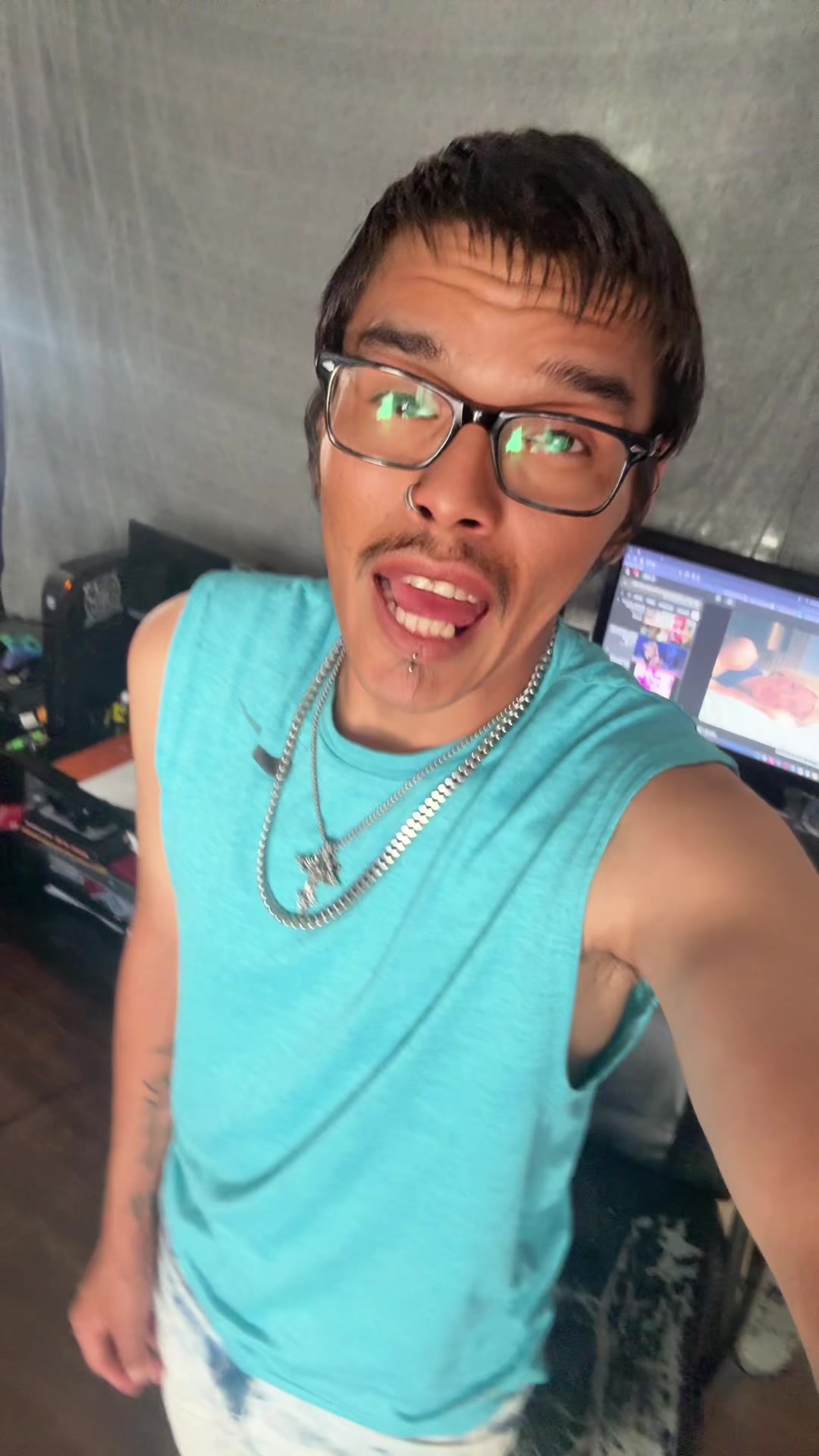 @AyeAyeRon