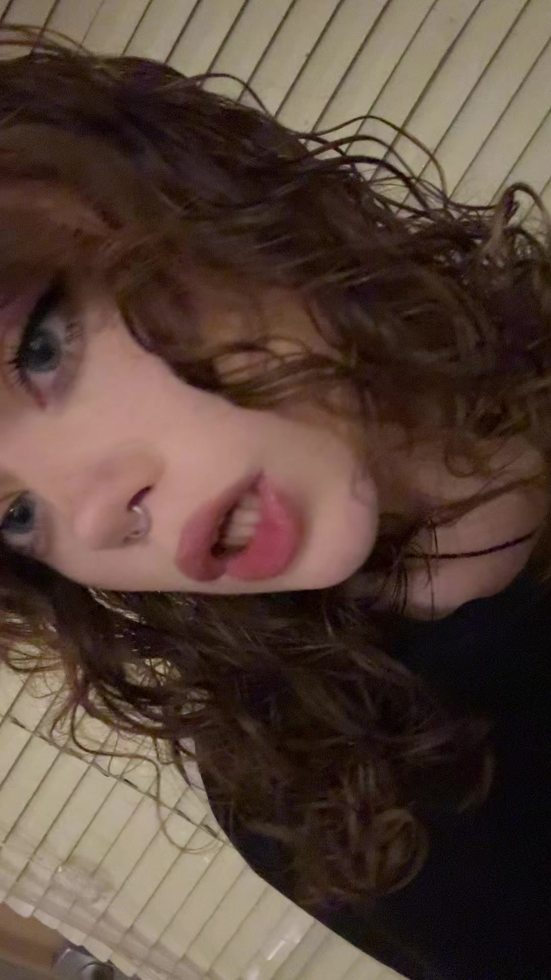 @суня