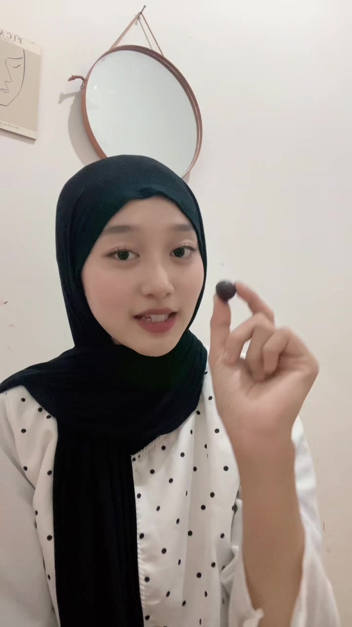 @Vaniaaa_