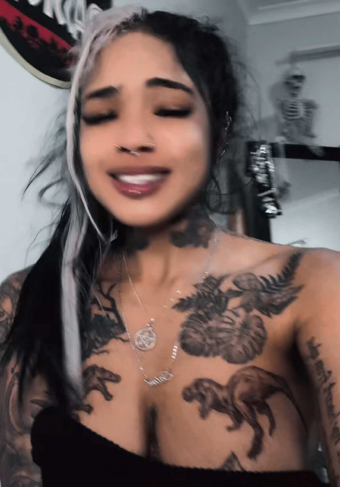 @__SatansNiece__