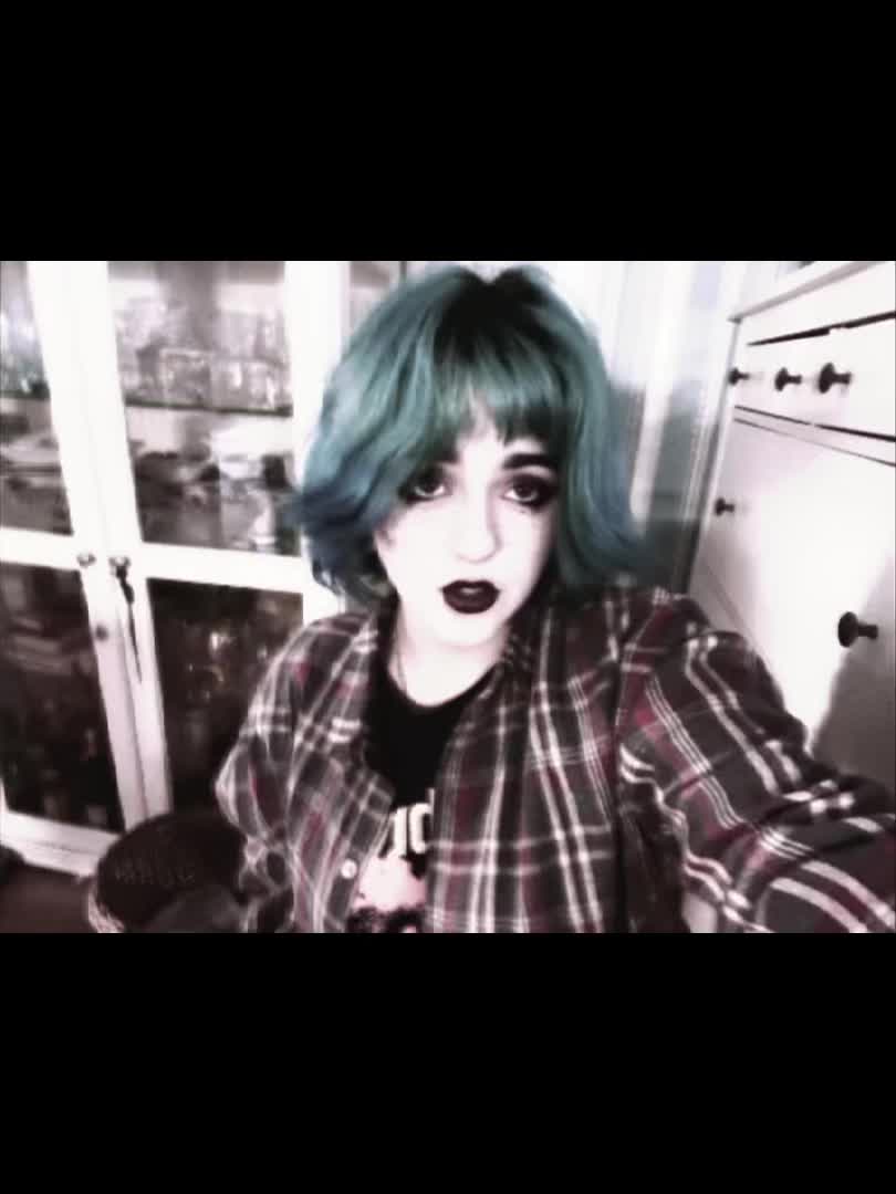 @𖤐𝙸𝙽𝚂𝙾𝙼𝙽𝙸𝙰𖤐