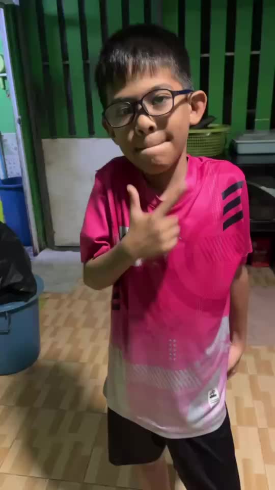 @ตัวแข็งโต๊ะจีน🖤🤫