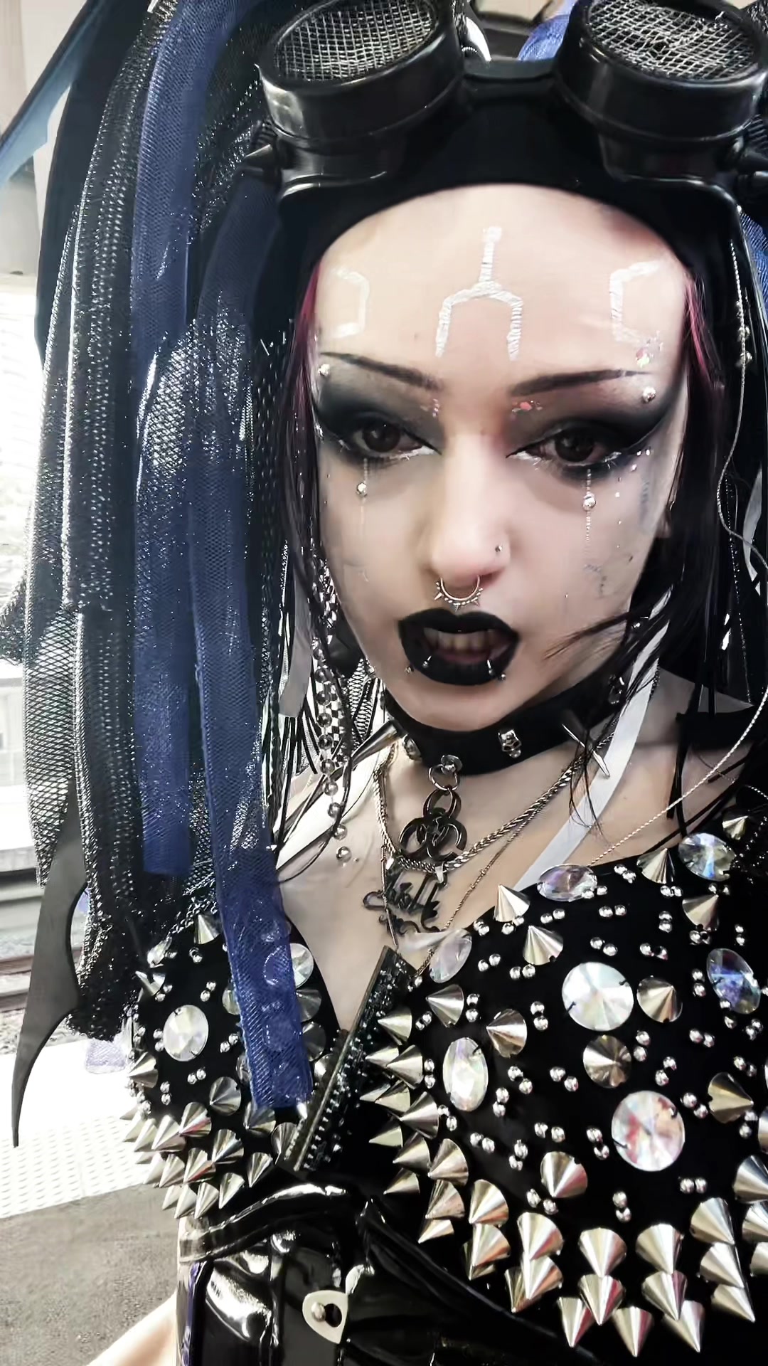 @Heidi 🦇
