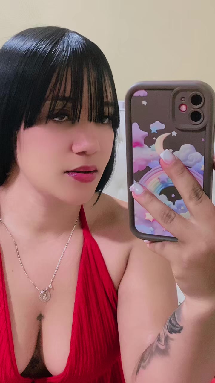 @Alexandra_ Castillo