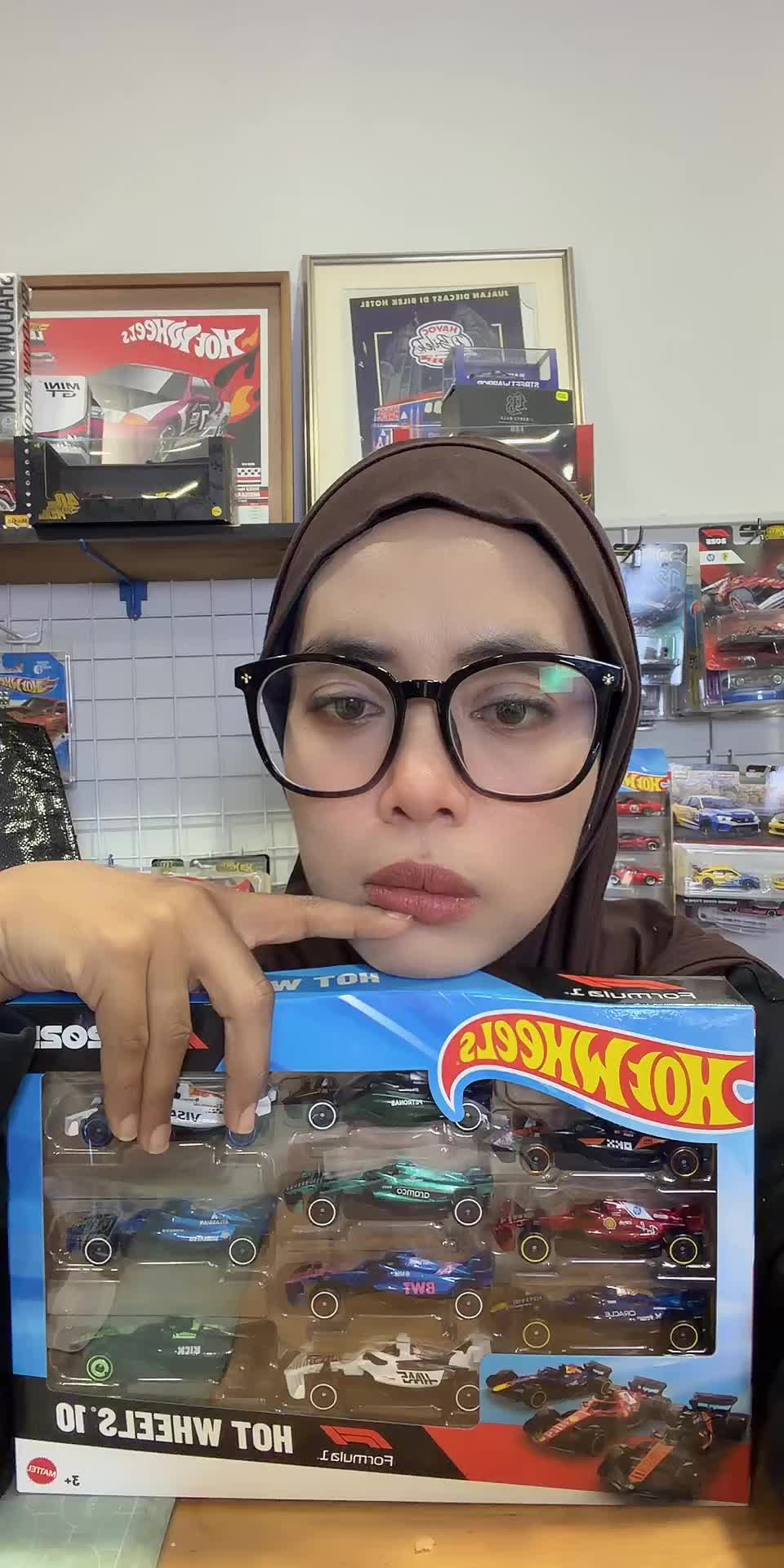 @Kedai Hobi Maju