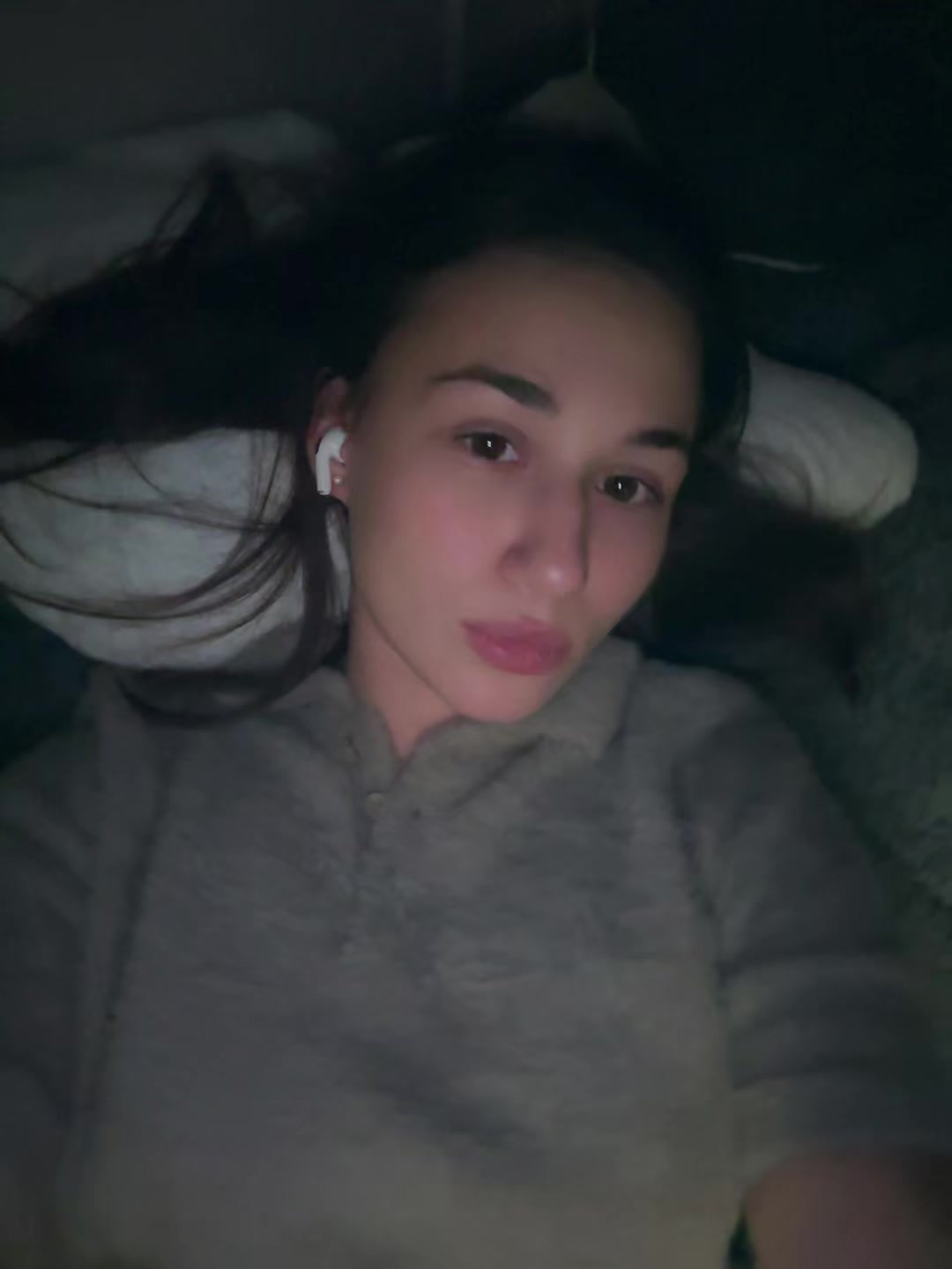 @𝐯𝐢𝐯𝐢