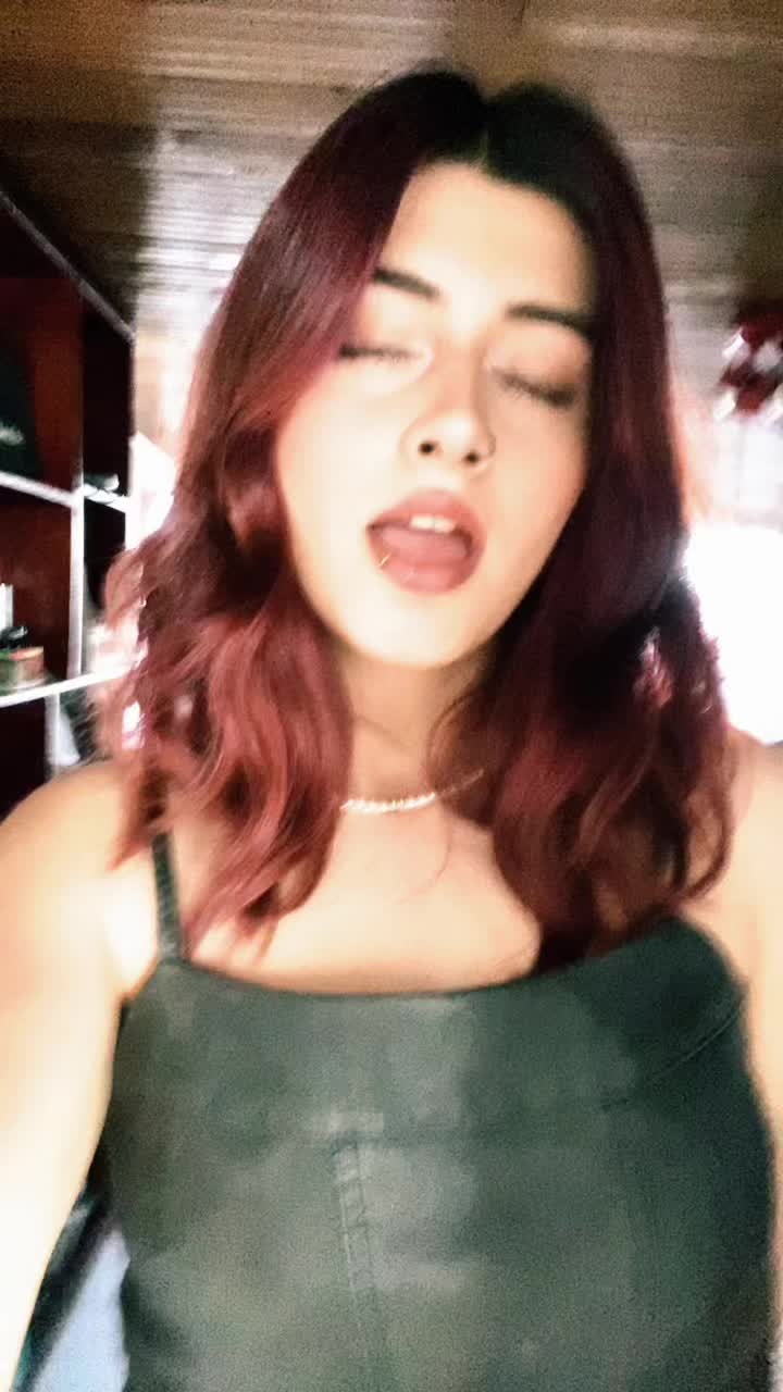 @Angela