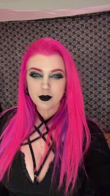 @Roxxi Diamond