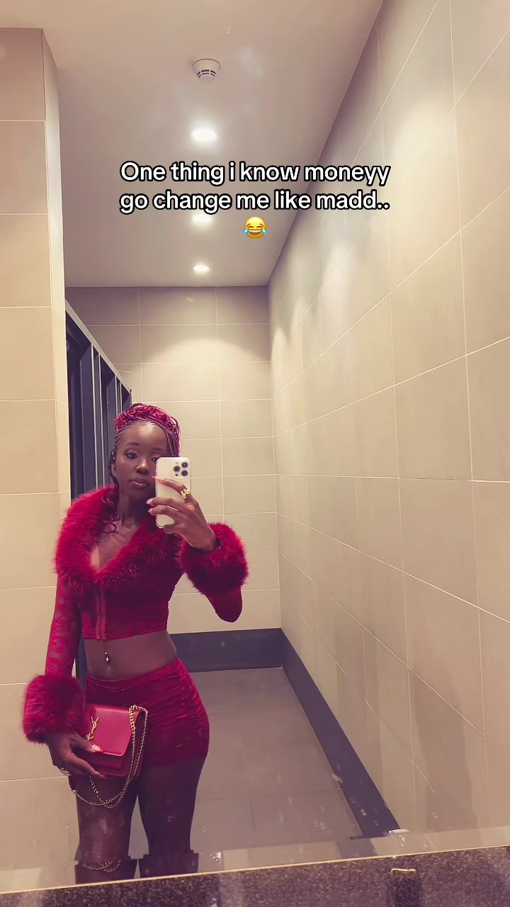 @Gati🦋