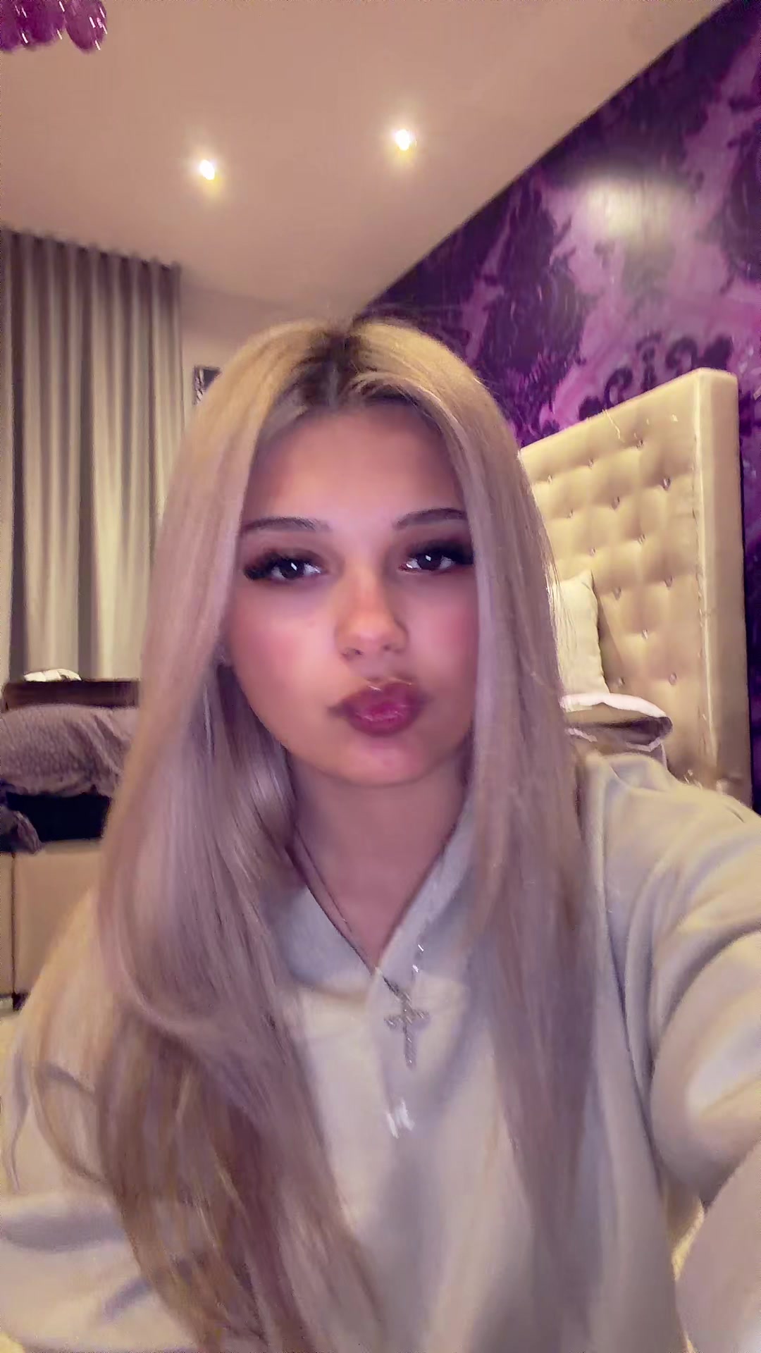 @Queen ✮⋆˙
