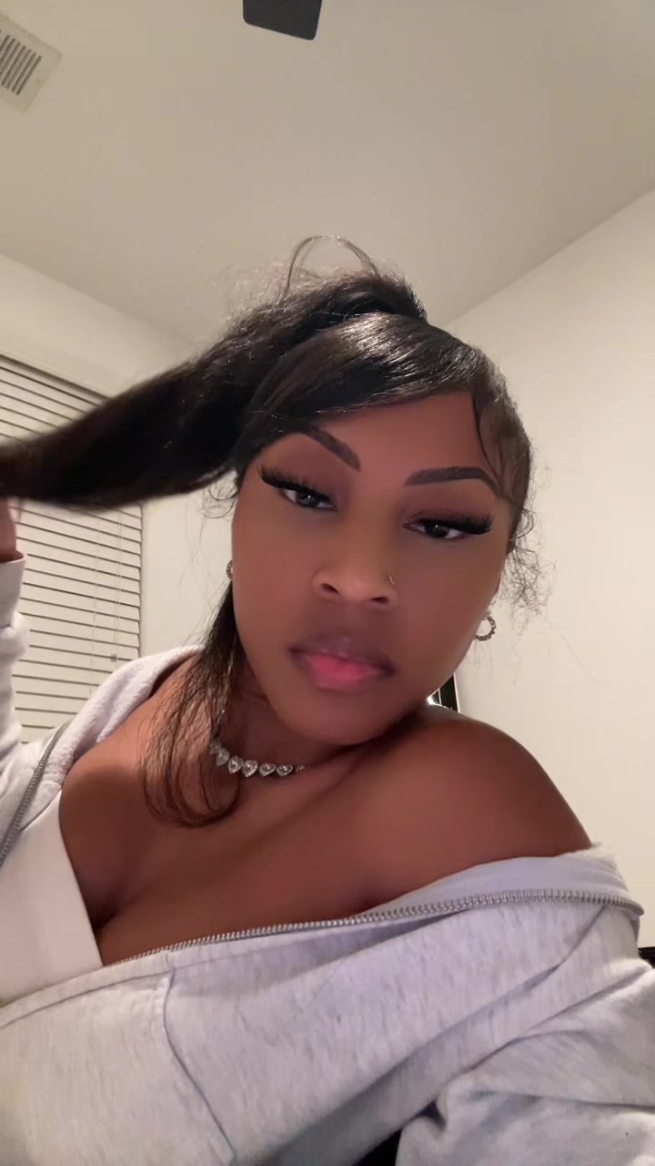 @jazmarie