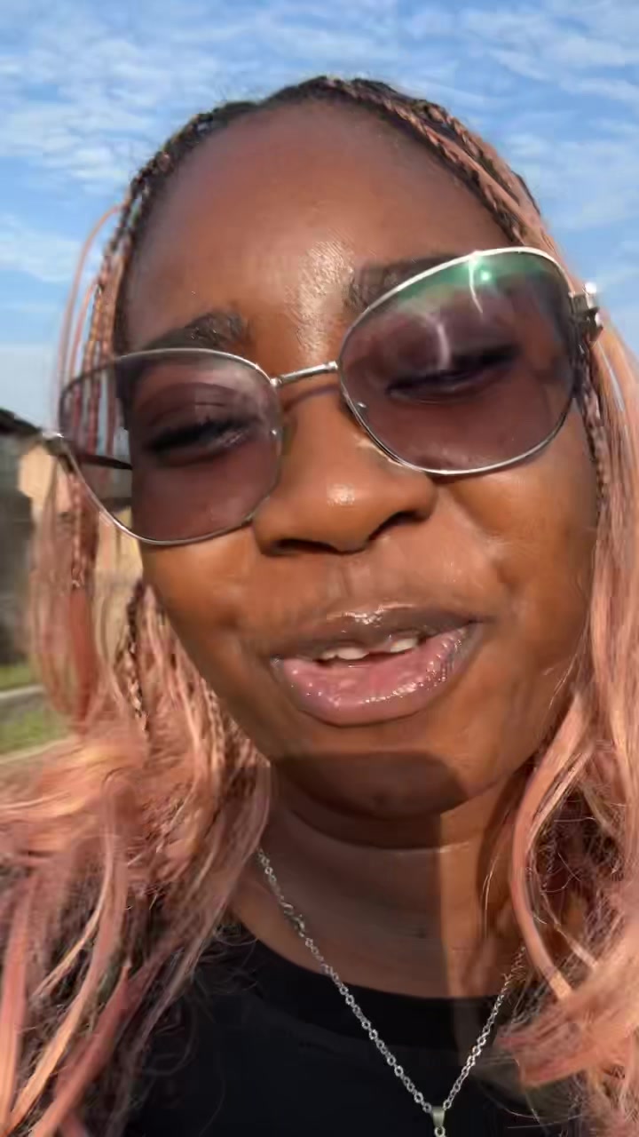 @theskincaregirliee