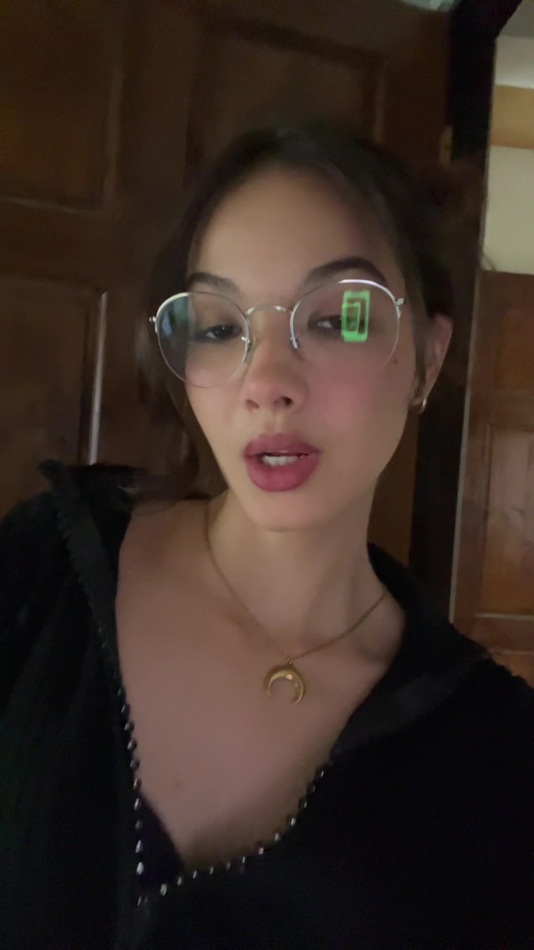 @moon_