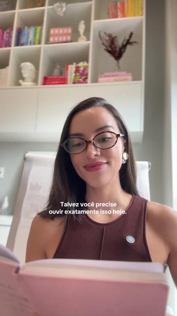 @Dra Julia Vasconcellos