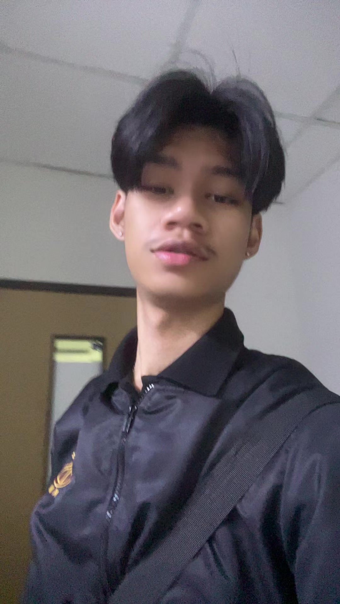 @TH!NSLAG