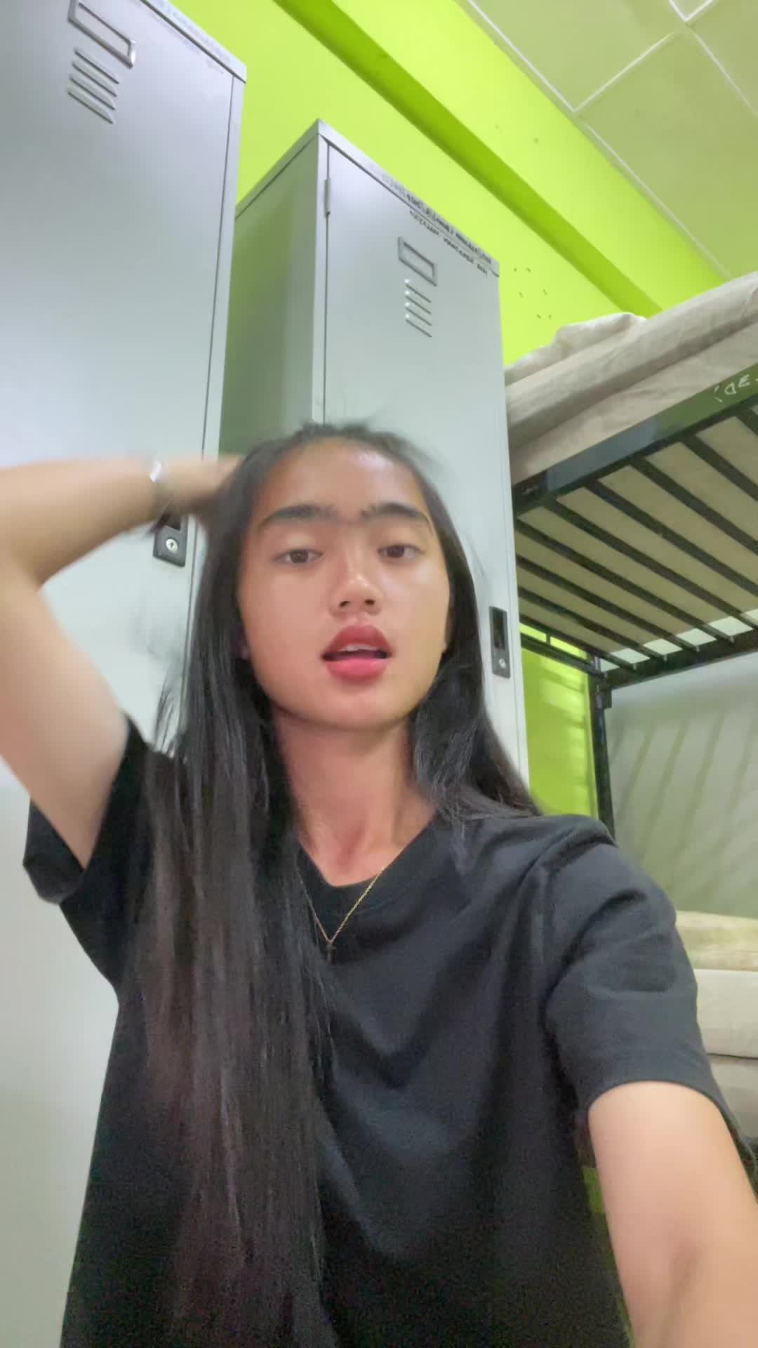 @️