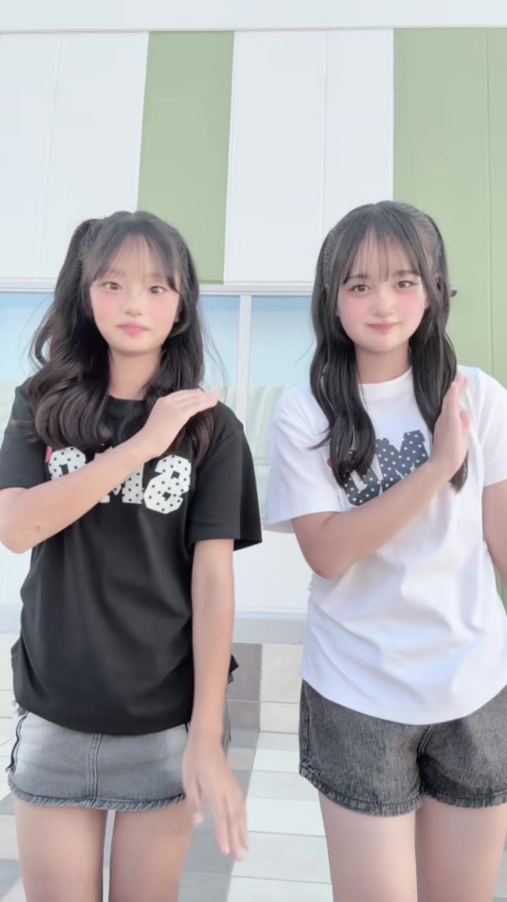 @くれな