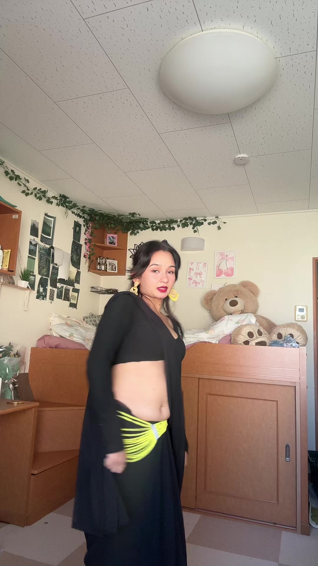 @ALINA🌸