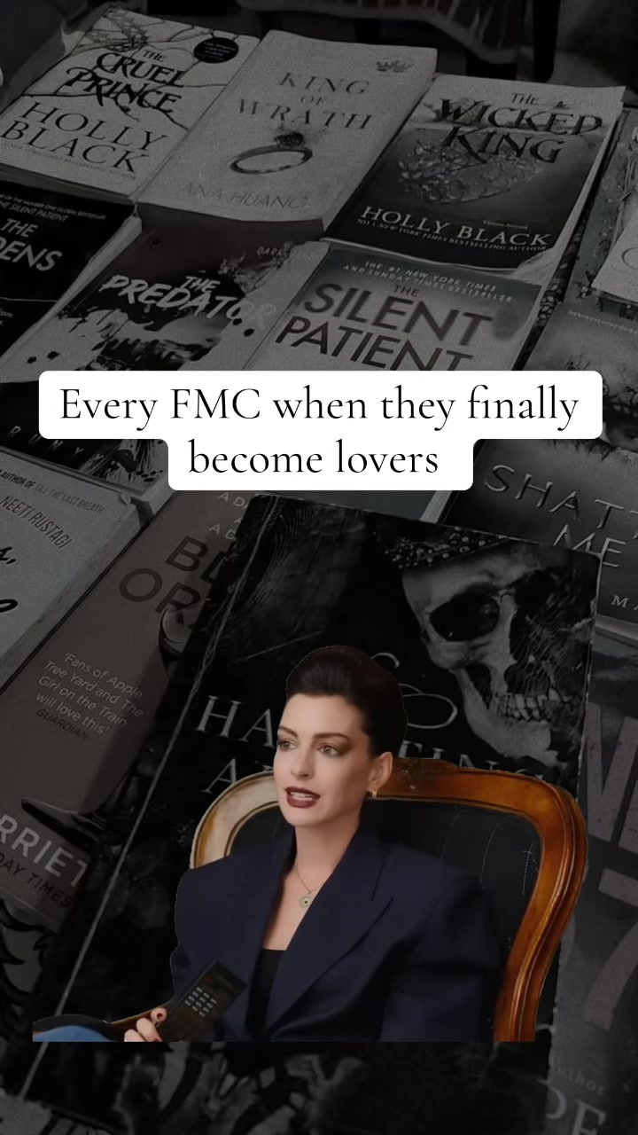 @Veda Knight | Author