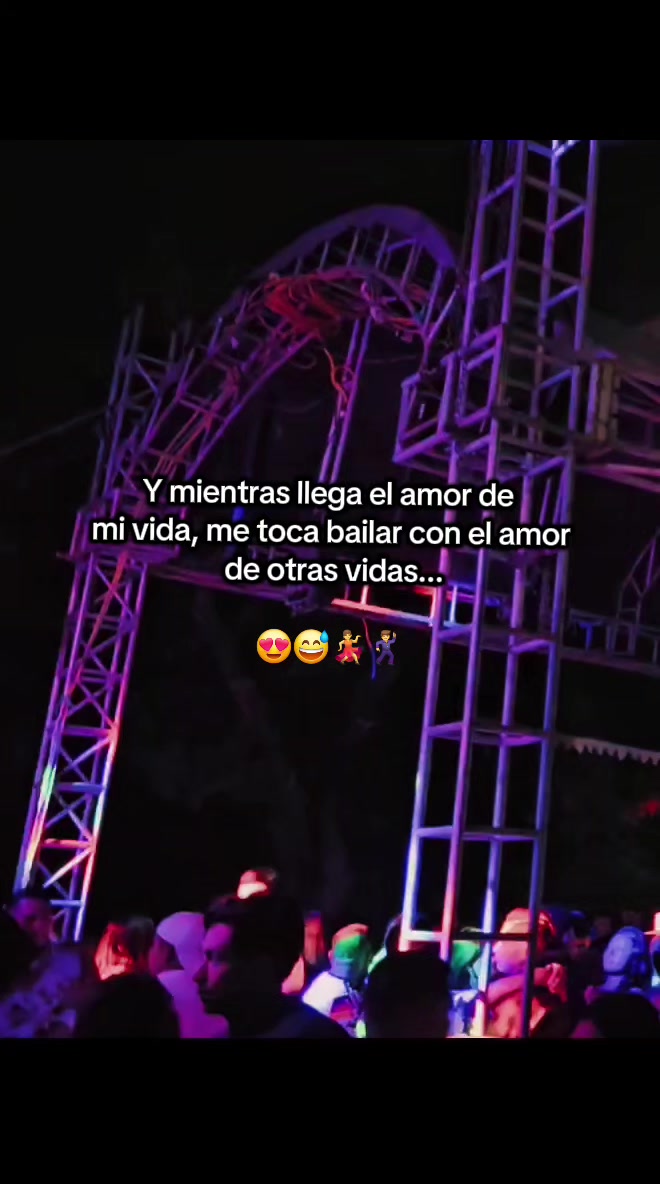 @Tom😜😸