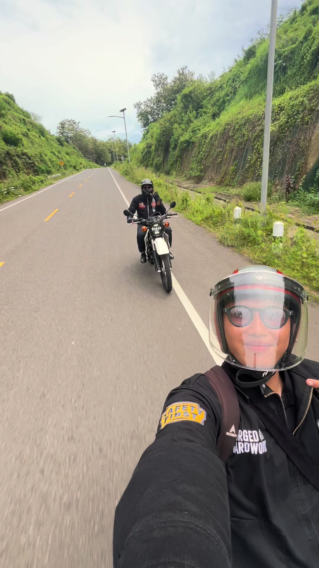 @Adyatmol