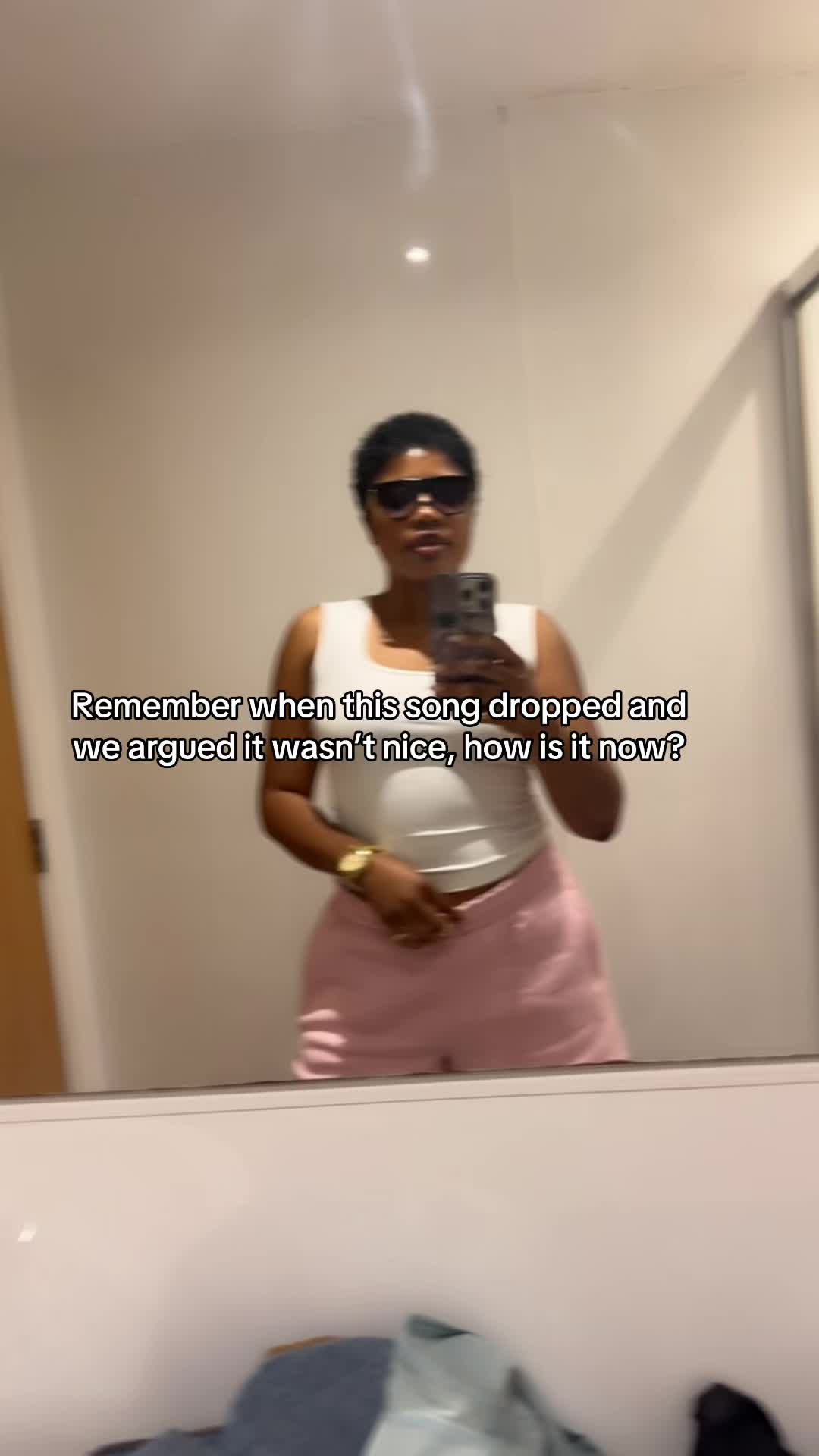 @Vibe Queen🎙️👑
