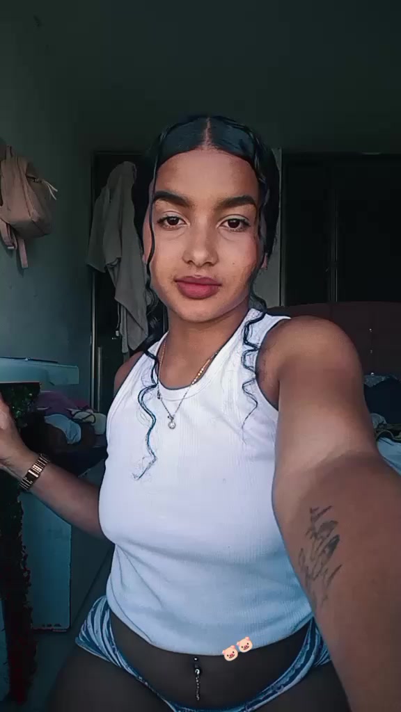 @Yulieth🐚✨