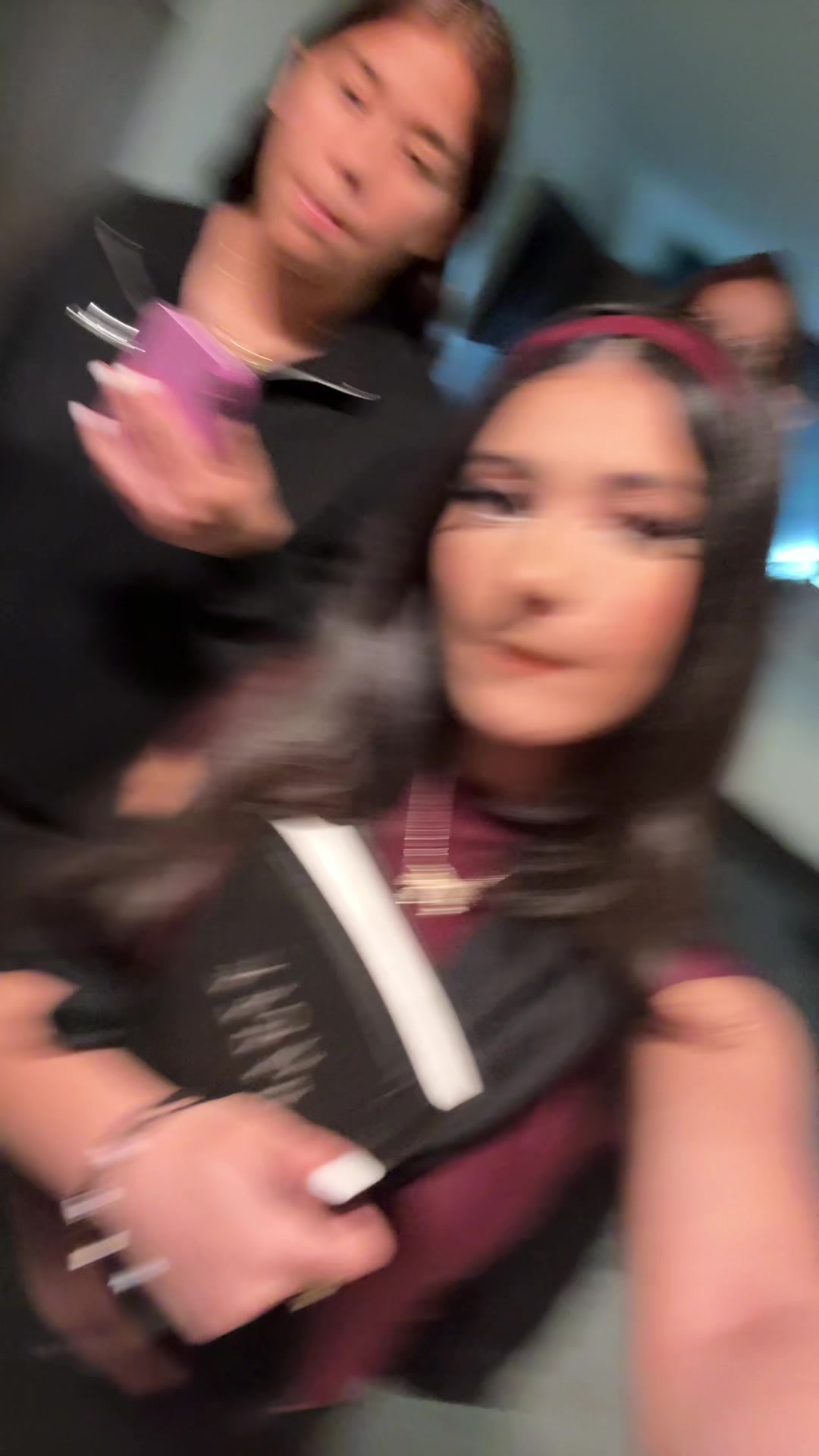 @️