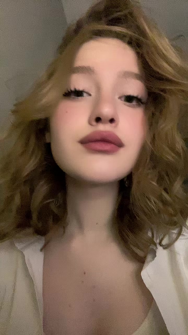 @машка