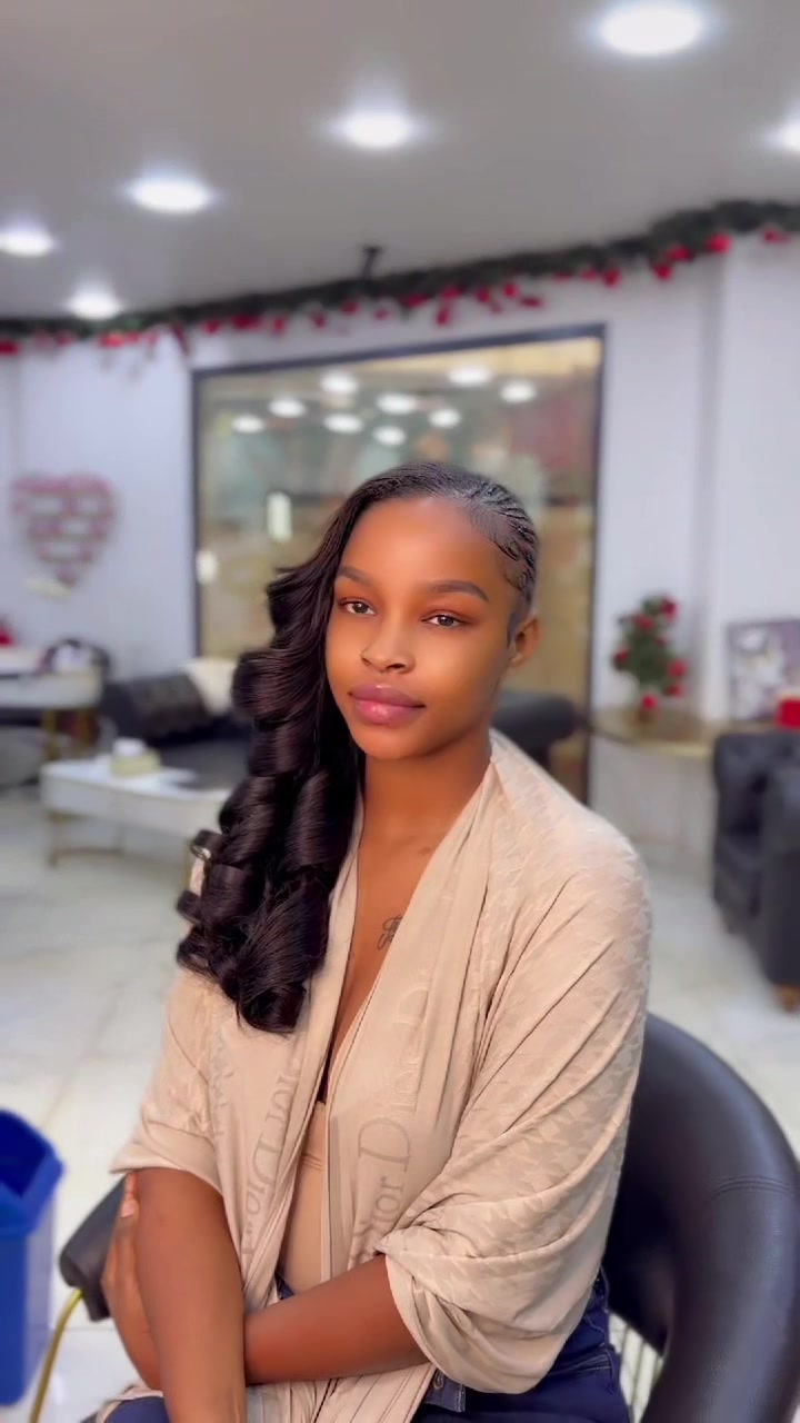 @SALON CASANOVA🇬🇳
