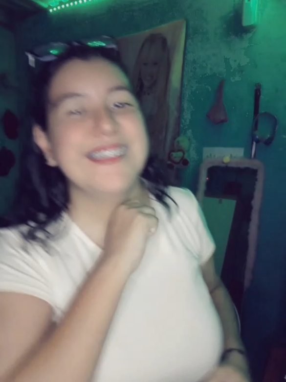 @Em&eacute;stica De Kathy Guzm&aacute;n 🧀
