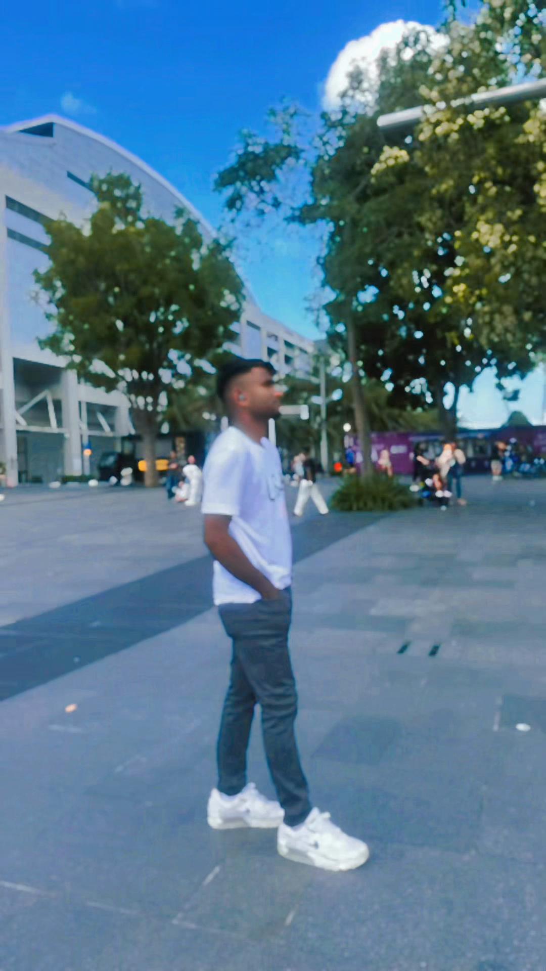 @🦋𝕽𝖆𝖏𝖎𝒃 🇸🇬