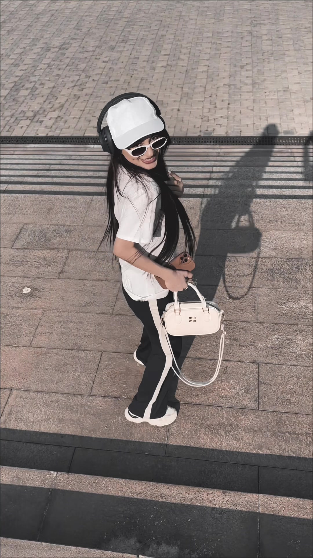 @𝑹&ouml;𝒚𝒂🇦🇿🇺🇸