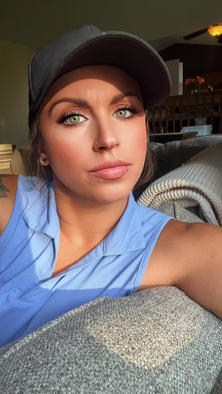 @jleighb700