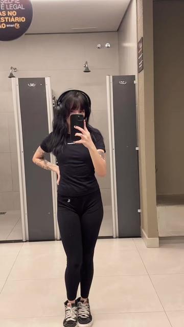 @Lo