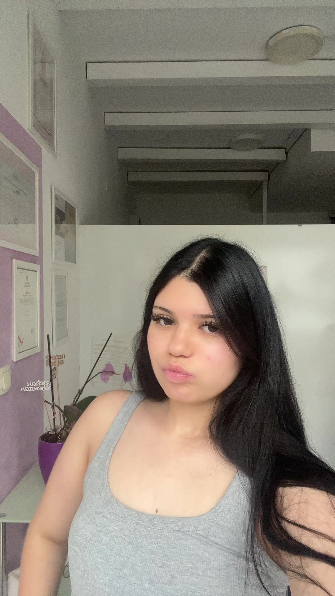@kojaelena_