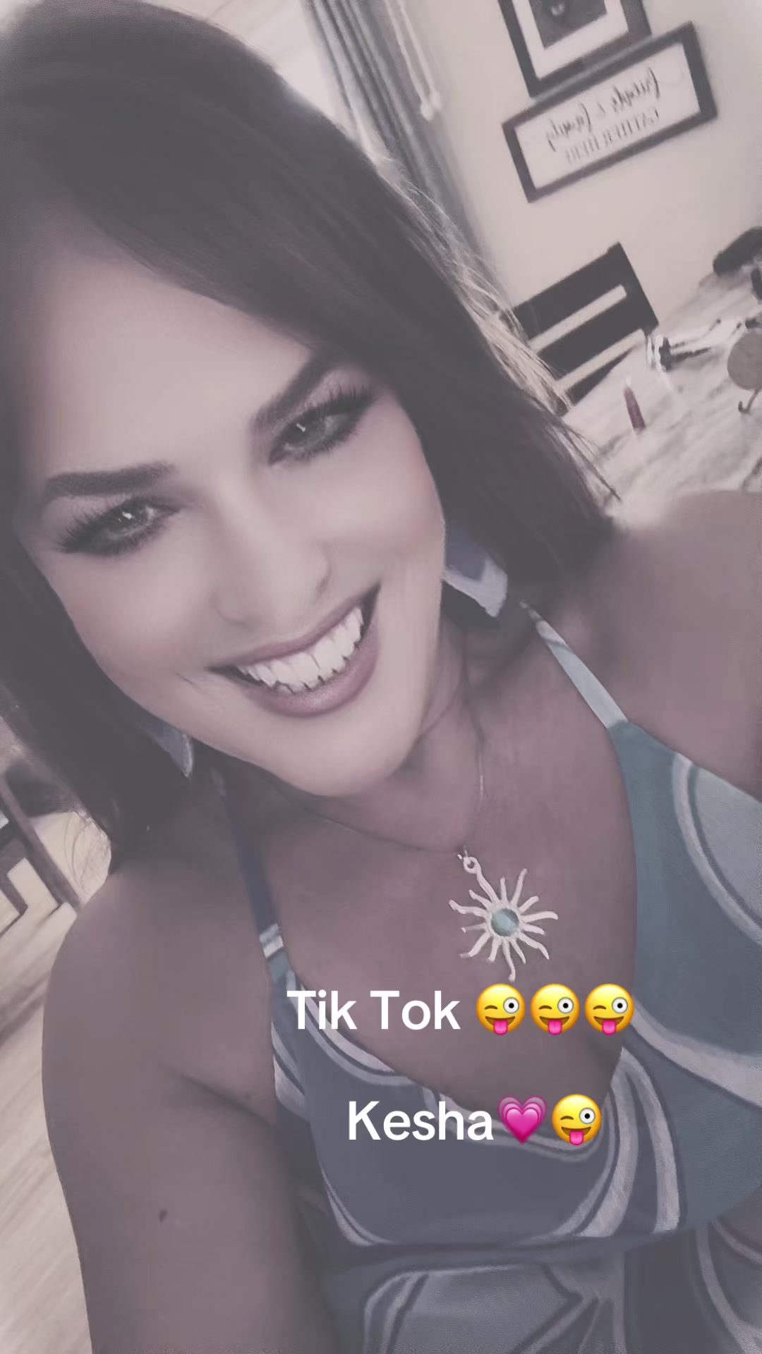 @uptunegirl_