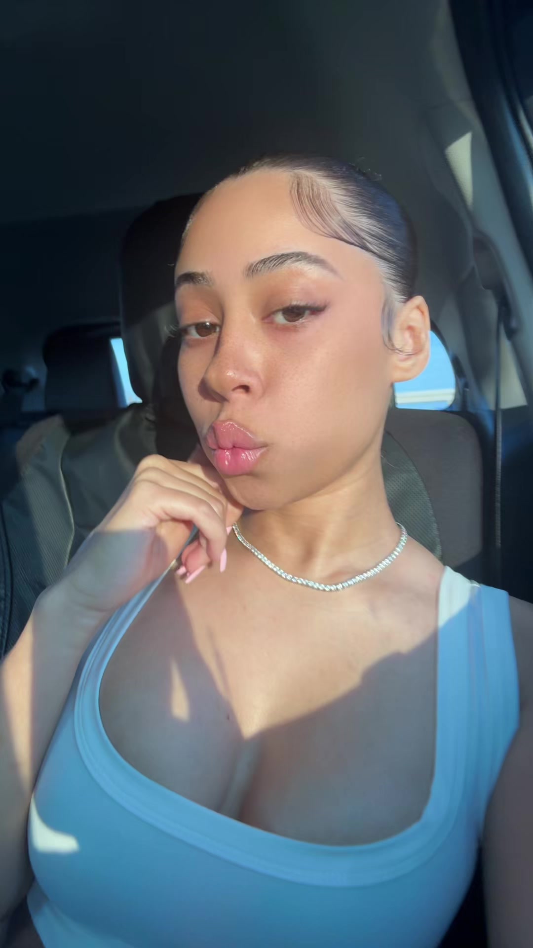 @Lataviiaa