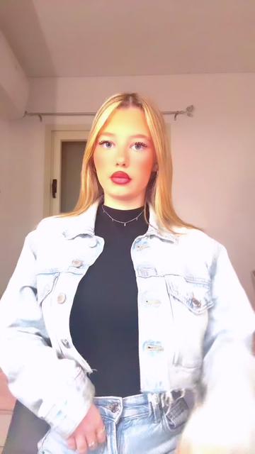 @𝐑𝐎𝐌𝐈