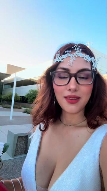@Priscila Cueva